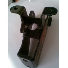 MD076397 MITSUBISHI  GALANT RÖLANTİ STOP BRAKET ROLL STOPPER BRACKET
